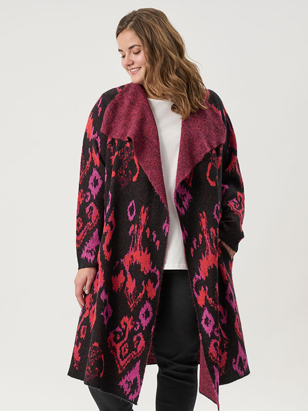 ADROSALINDA - Plus Size Kofta fra Adia