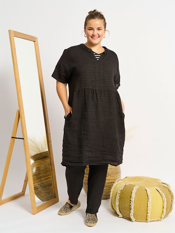 ADVANJA - Plus Size Klänning fra Adia