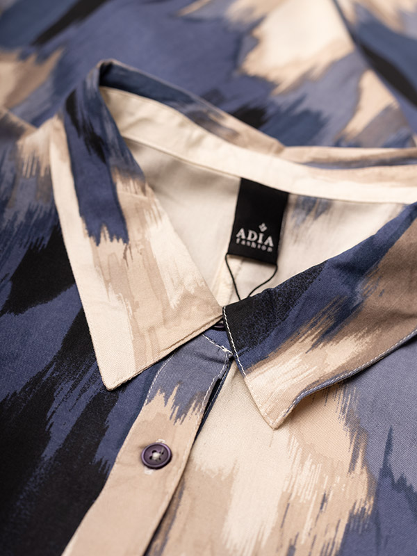 ADVILHELMA - Plus Size Klänning fra Adia