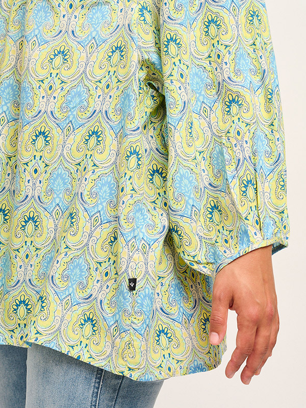 Blus fra Adia