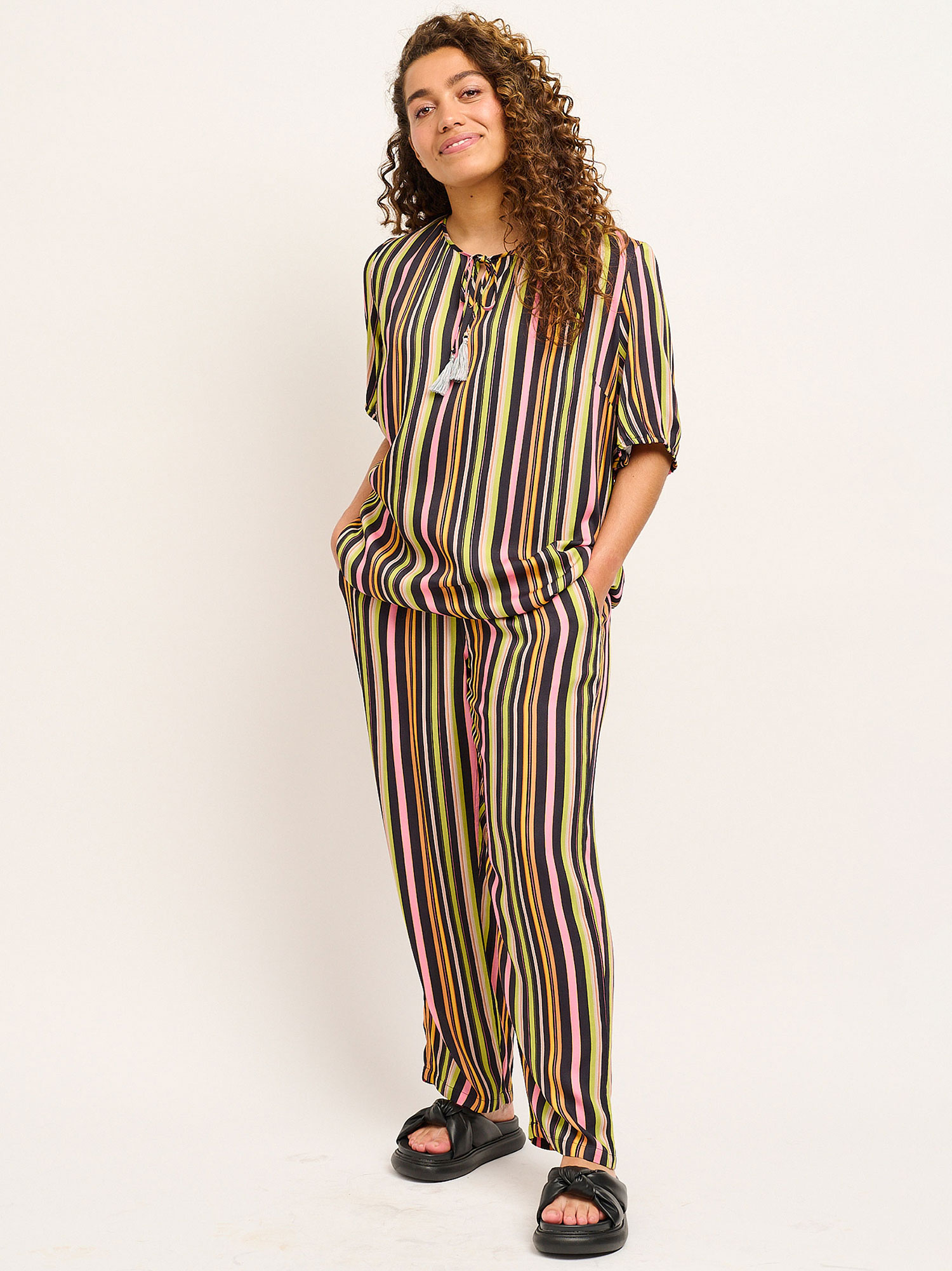 Blus fra Adia