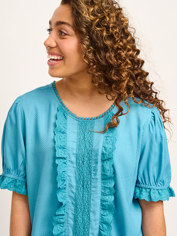 Blus fra Adia