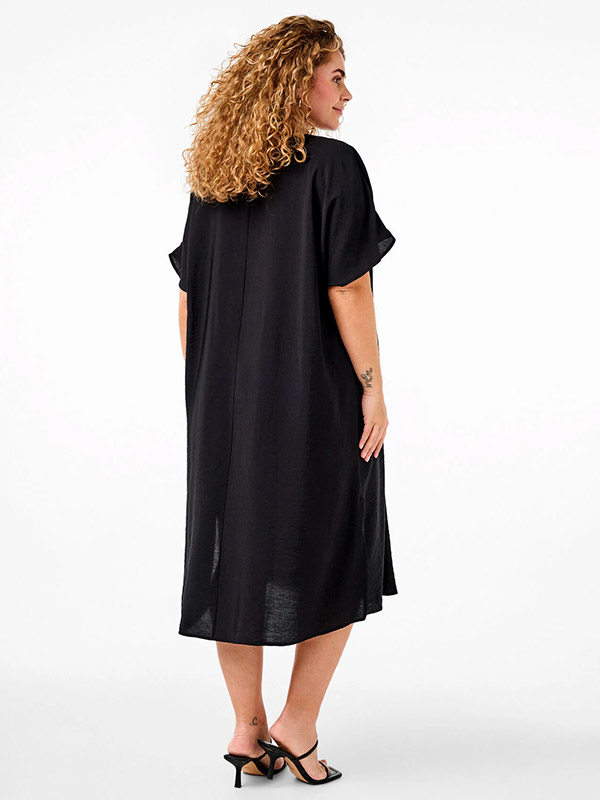 CAKAM - Plus Size Klänning fra Zizzi