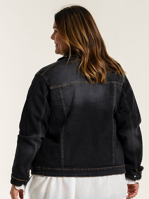 MAYA - Plus Size Jacka fra Gozzip