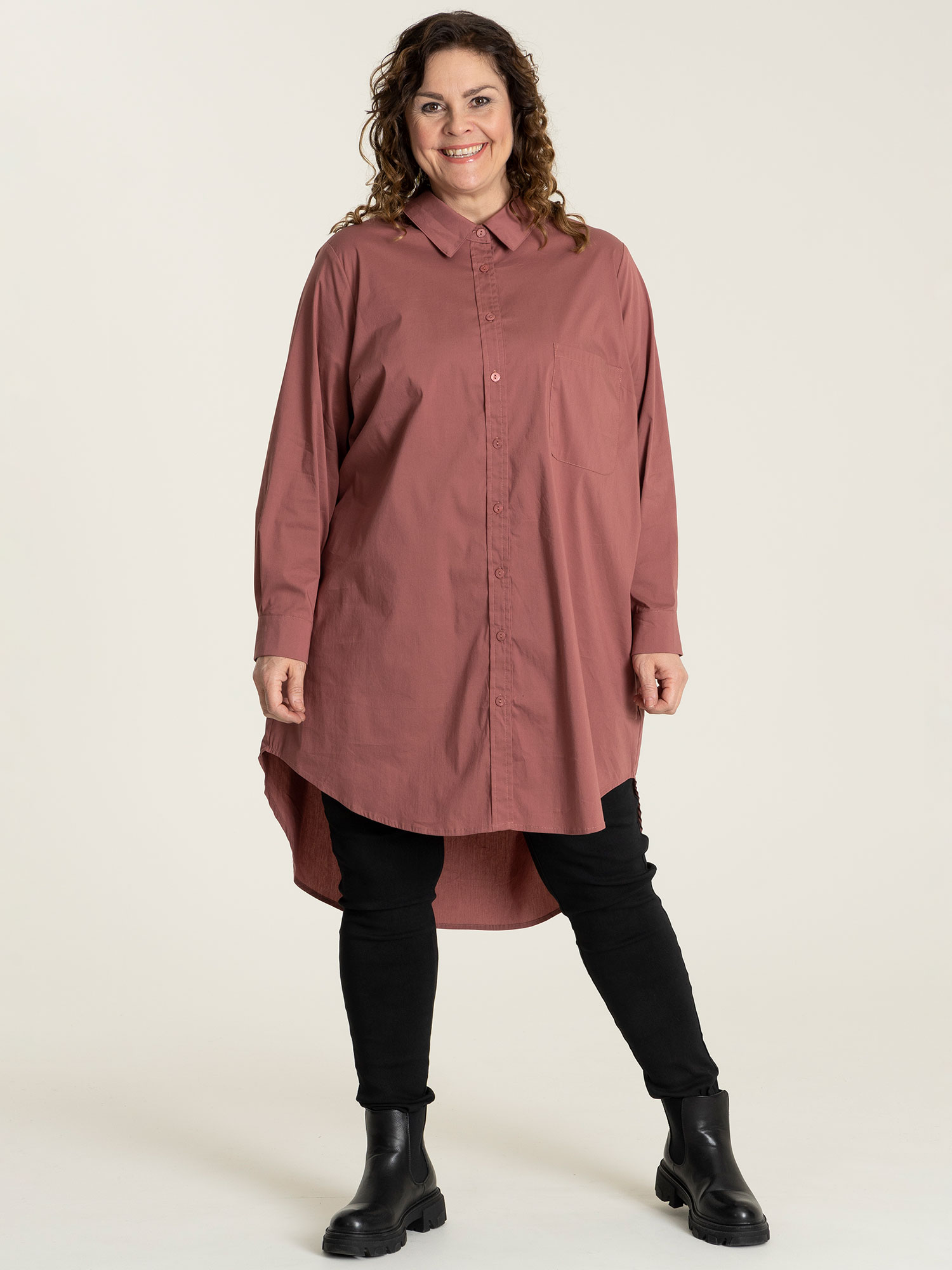SUSANNE - Rosa skjorttunika i bomull fra Gozzip