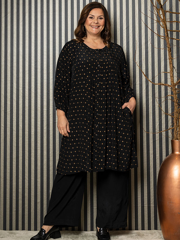 VALDIS - Plus Size Tunika fra Gozzip