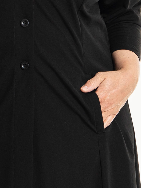 ANNI - Plus Size Klänning fra Gozzip