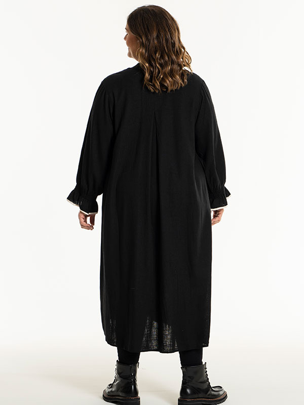 ANNA-LIS - Plus Size Klänning fra Gozzip