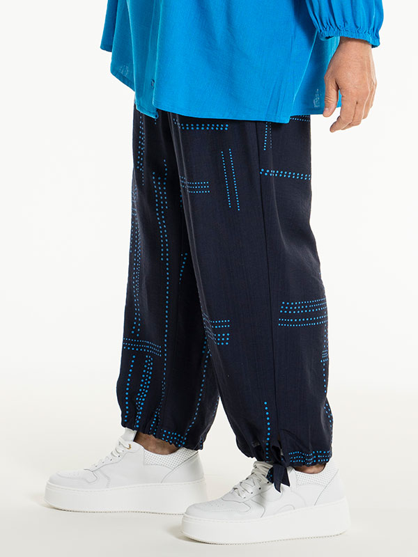 AUGUSTA - Plus Size Byxor fra Gozzip
