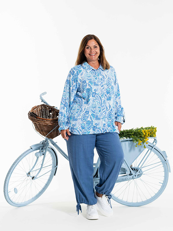 ANNAMAY - Plus Size Skjorta fra Gozzip