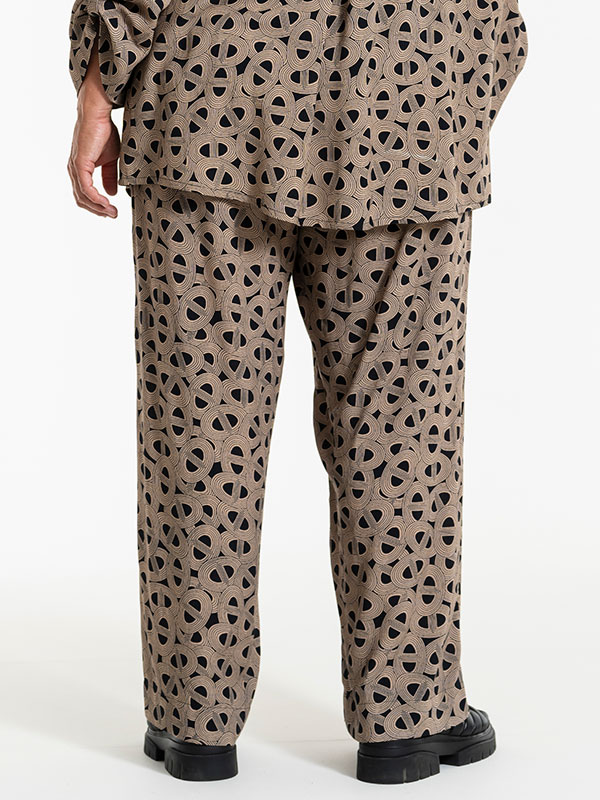 MARFRETHE - Plus Size Byxor fra Gozzip