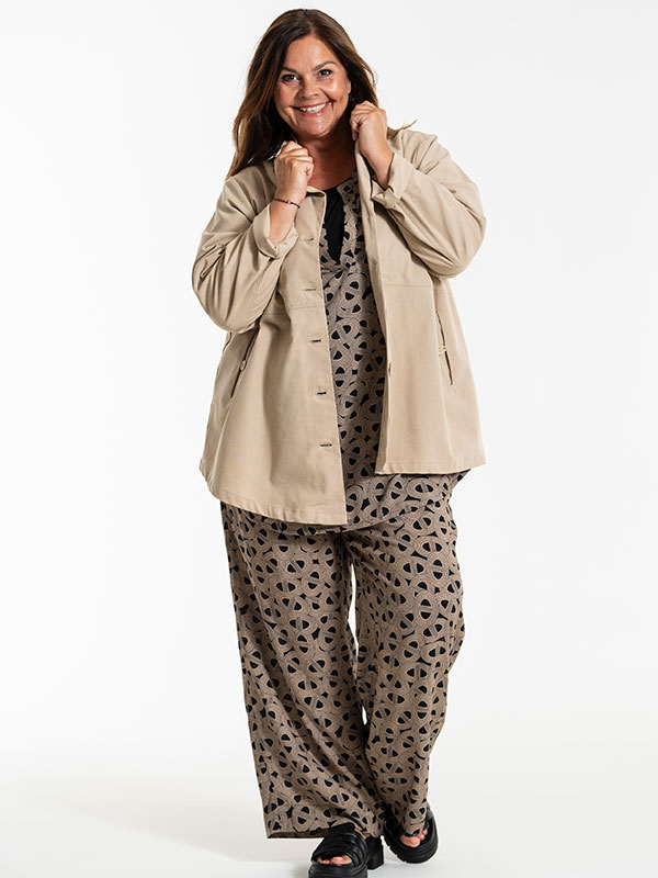 MARFRETHE - Plus Size Byxor fra Gozzip
