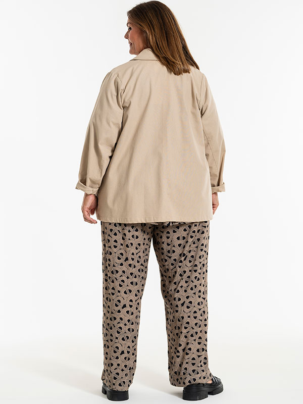 MARFRETHE - Plus Size Byxor fra Gozzip