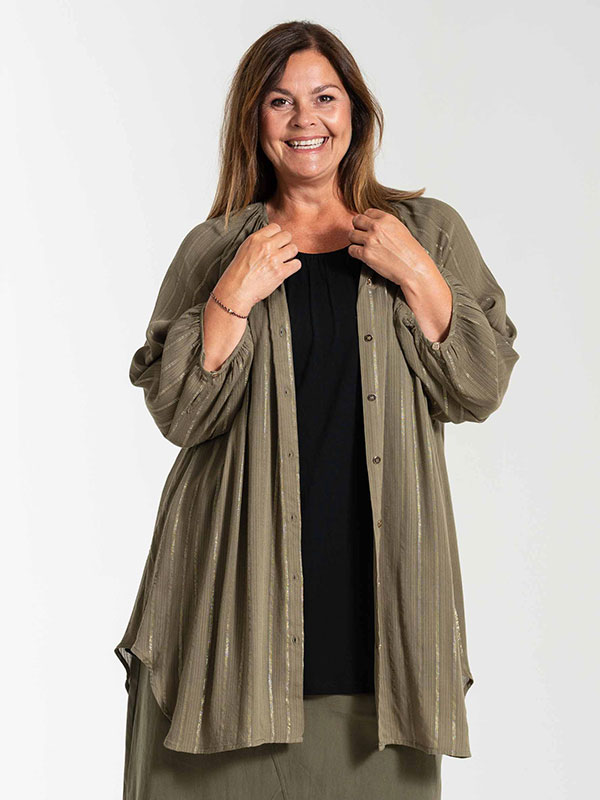BOANNA - Plus Size Blus fra Gozzip