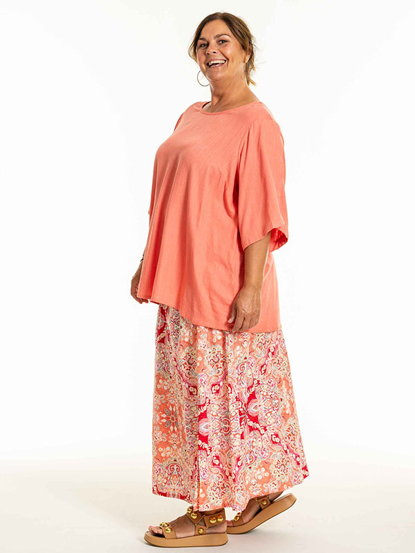 DIA - Plus Size Kjol fra Gozzip