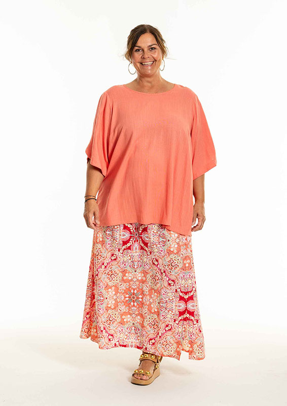 DIA - Plus Size Kjol fra Gozzip