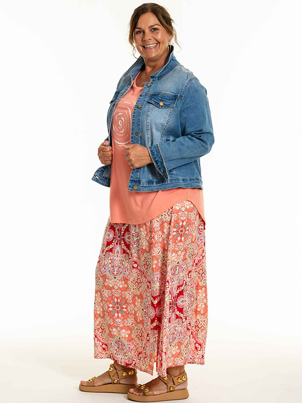 DIA - Plus Size Kjol fra Gozzip