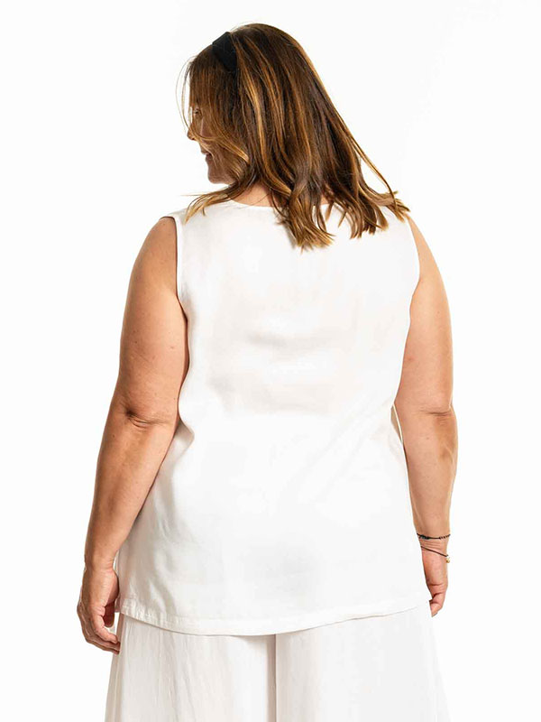 BENE - Plus Size Top fra Gozzip