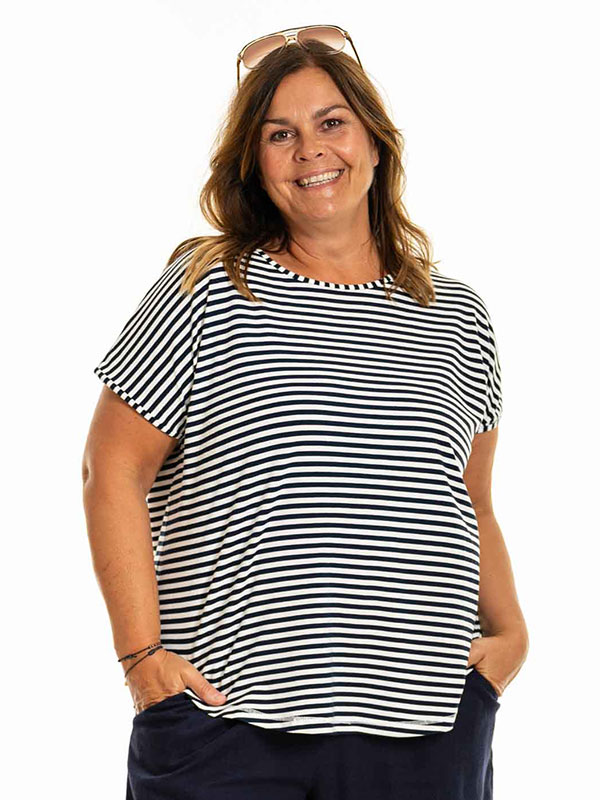GITTE - Plus Size T-shirt fra Gozzip