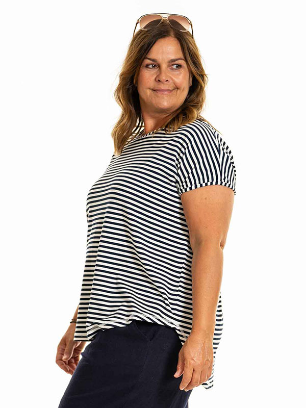 GITTE - Plus Size T-shirt fra Gozzip