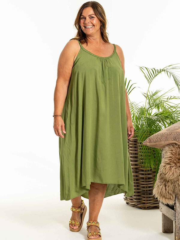 AMALIE - Plus Size Klänning fra Gozzip