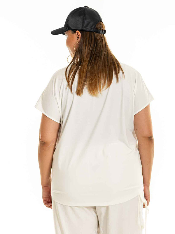 EDITA - Plus Size Blus fra Gozzip Black