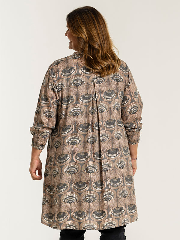 BEBBIE - Plus Size Tunika fra Gozzip