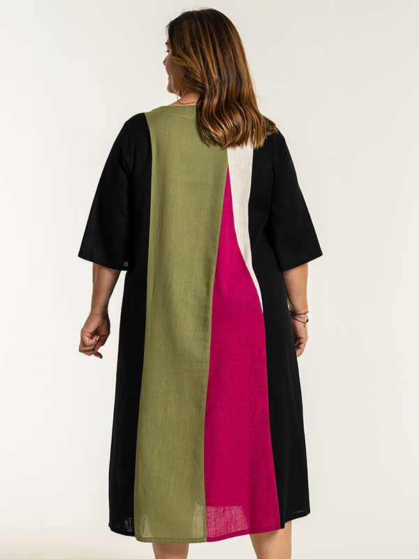 FLORA - Plus Size Klänning fra Gozzip