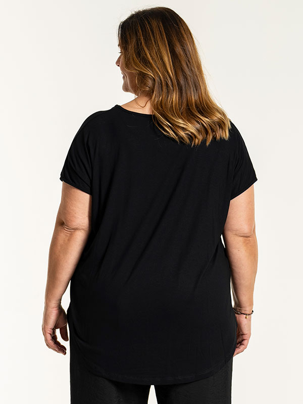 GITTE - Plus Size T-shirt fra Gozzip