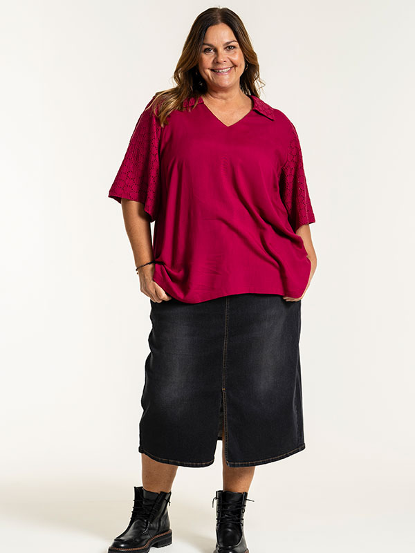 FRIGGA - Plus Size Blus fra Gozzip