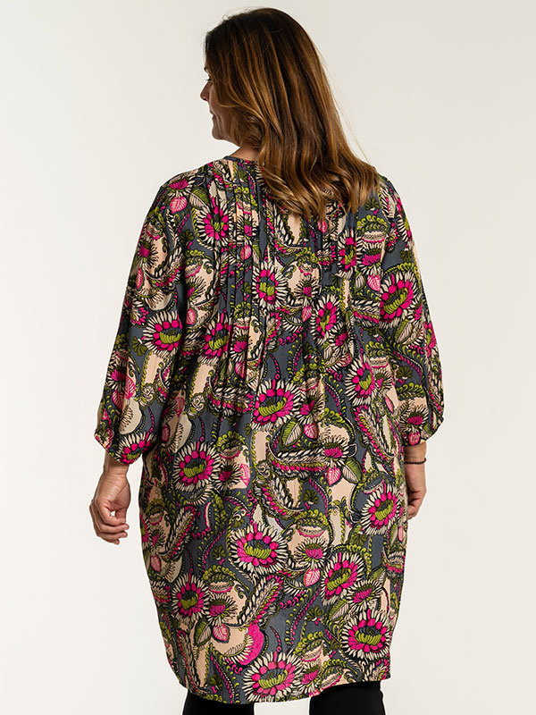 JOHANNE - Plus Size Tunika fra Gozzip