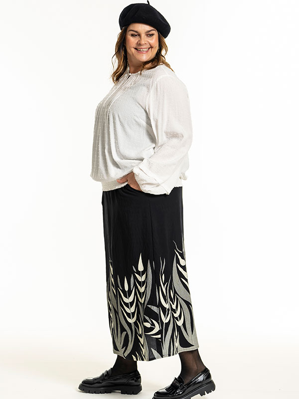 GABRIELLA - Plus Size Blus fra Gozzip