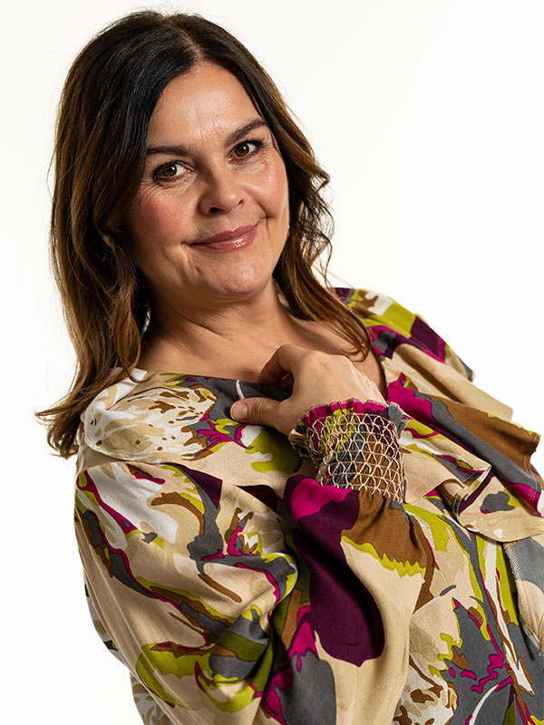 GYTHA - Plus Size Blus fra Gozzip