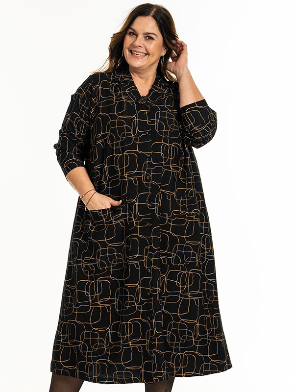 GUNDE - Plus Size Klänning fra Gozzip