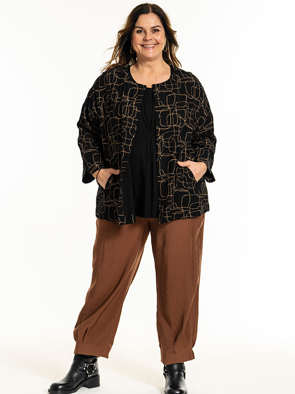 ANNBRIT - Plus Size Skjorta fra Gozzip