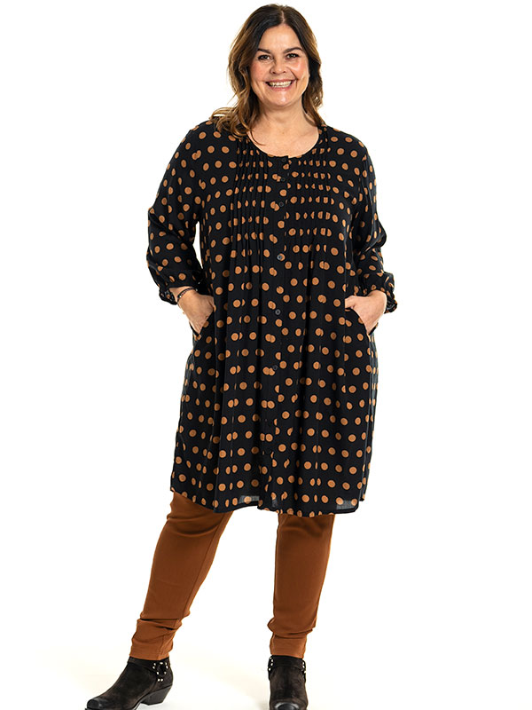 JOHANNE - Plus Size Tunika fra Gozzip