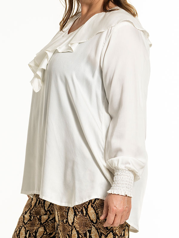 GYTHA - Plus Size Blus fra Gozzip