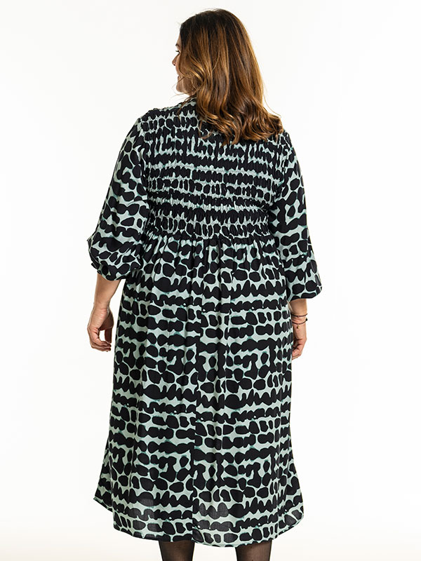 GITT - Plus Size Klänning fra Gozzip