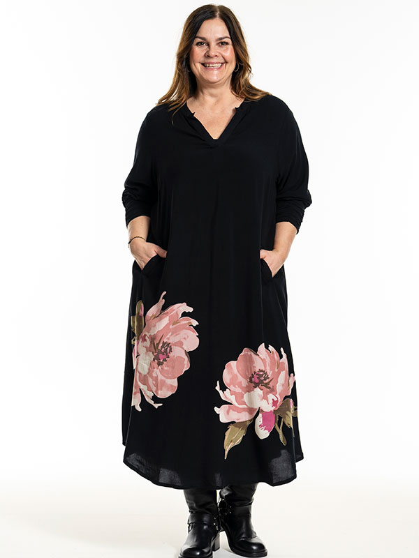 HENNY - Plus Size Klänning fra Gozzip