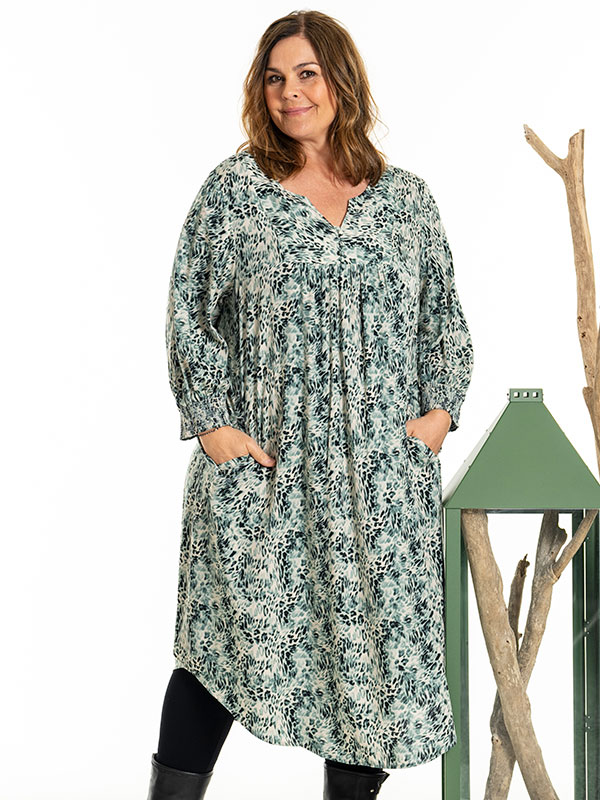 ALICE - Plus Size Klänning fra Gozzip