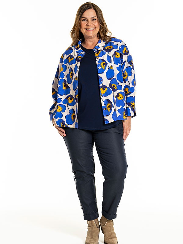 INIE - Plus Size Skjorta fra Gozzip