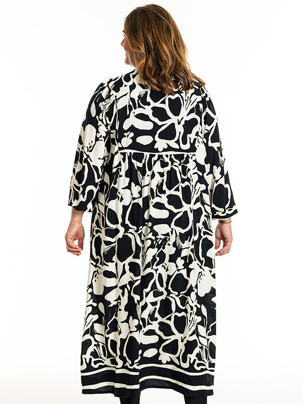 BETINE - Plus Size Klänning fra Gozzip