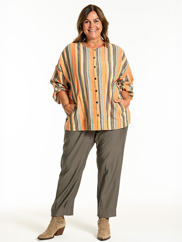 ANN-MARI - Plus Size Blus fra Gozzip