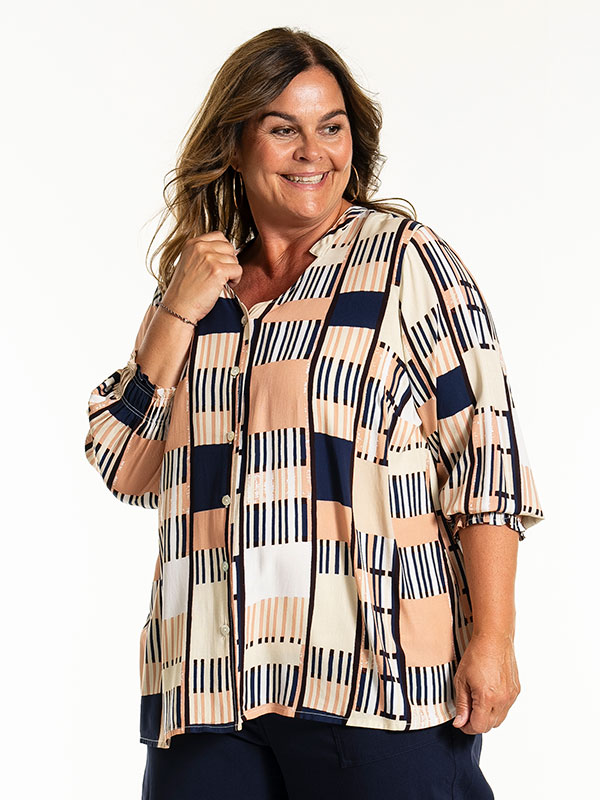 GHITA - Plus Size Blus fra Gozzip