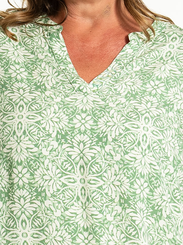 BILLIE - Plus Size Blus fra Gozzip