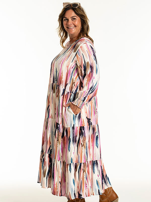 SUSSIE - Plus Size Klänning fra Gozzip