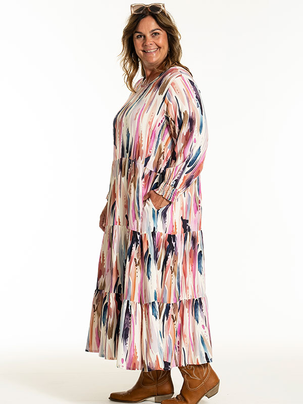 SUSSIE - Plus Size Klänning fra Gozzip