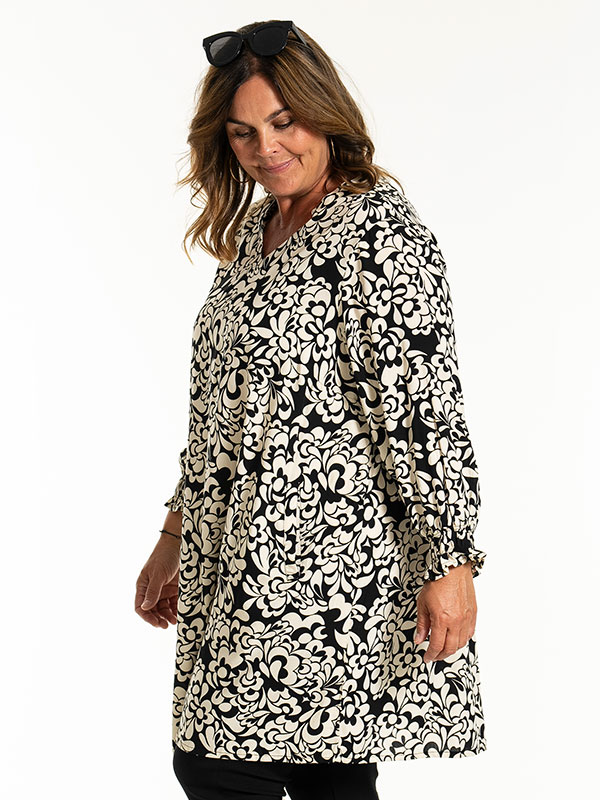 BENTINA - Plus Size Tunika fra Gozzip