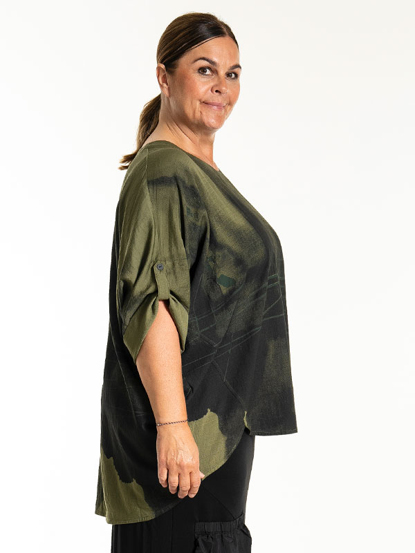 KLEO - Plus Size Blus fra Gozzip Black