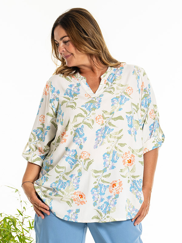 BILLIE - Plus Size Blus fra Gozzip